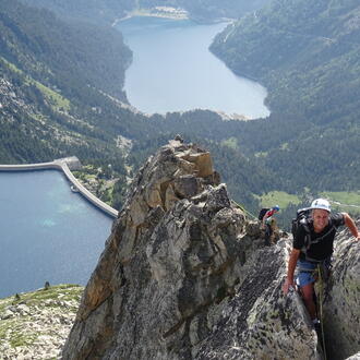 cap de long escalade