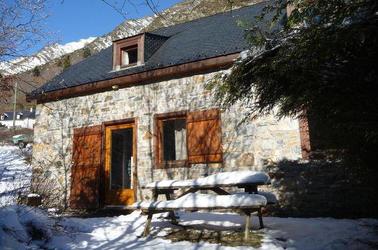 Bergerie 1ext hiver Hameau Ecureuils Binchet