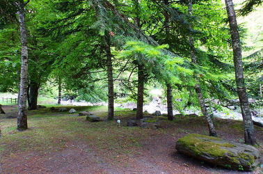 Camping Moudang emplacement cote riviere